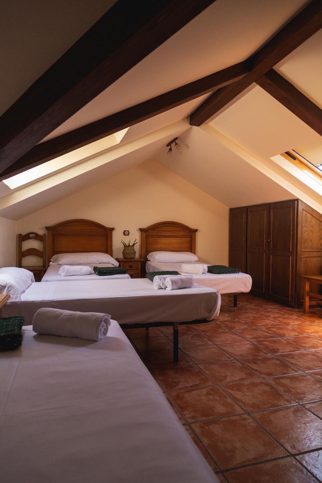 Hostal Corper Навалькарнеро Экстерьер фото