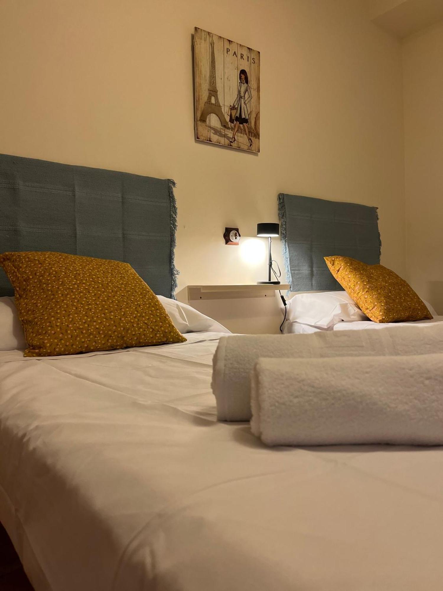 Hostal Corper Навалькарнеро Экстерьер фото